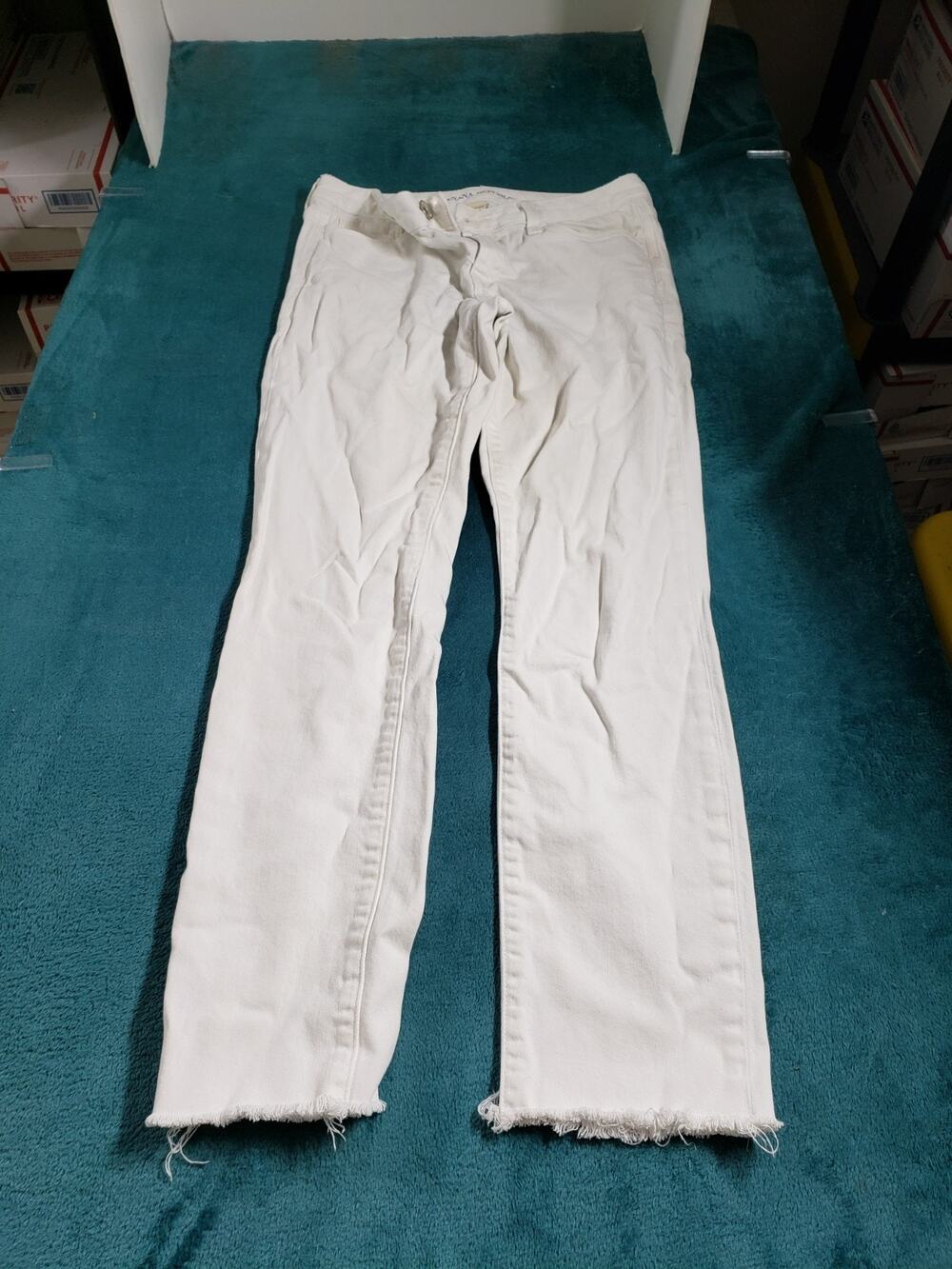 Banana Republic Jeans Size 27 Women White Pants Stretch Denim Fray Hem Skinny
